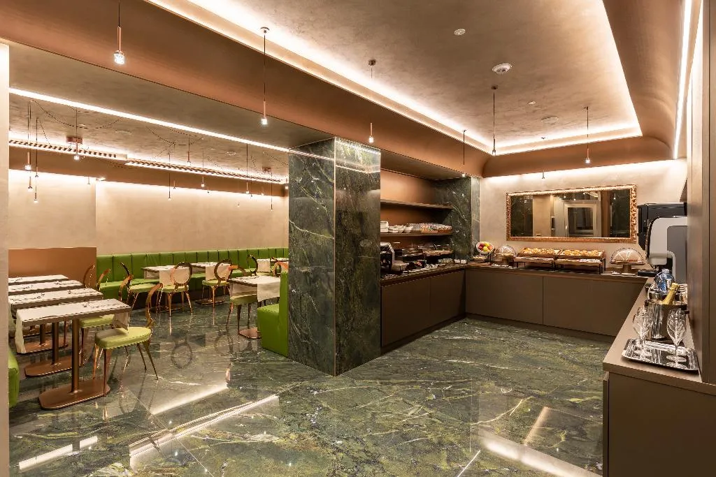 Restaurant, Ariston Hotel, Milan