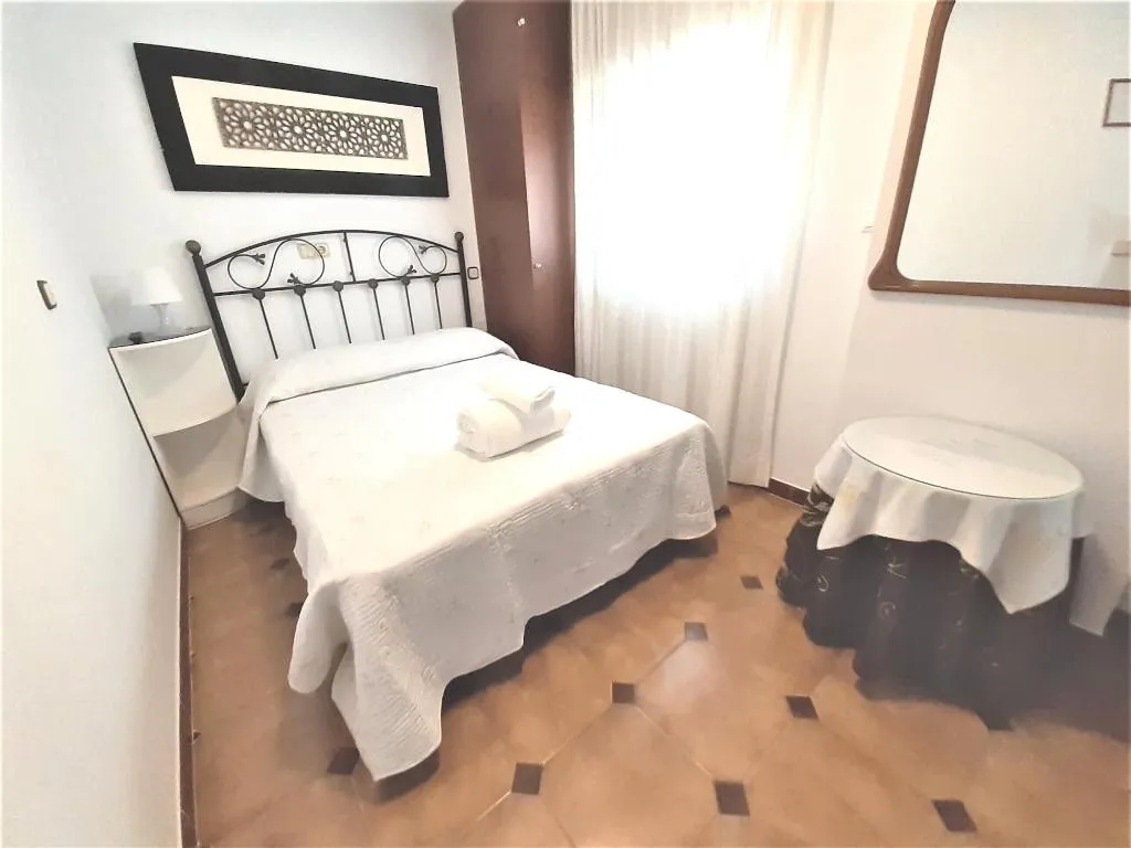 Room, Hostal Kokkola, Costa Del Sol
