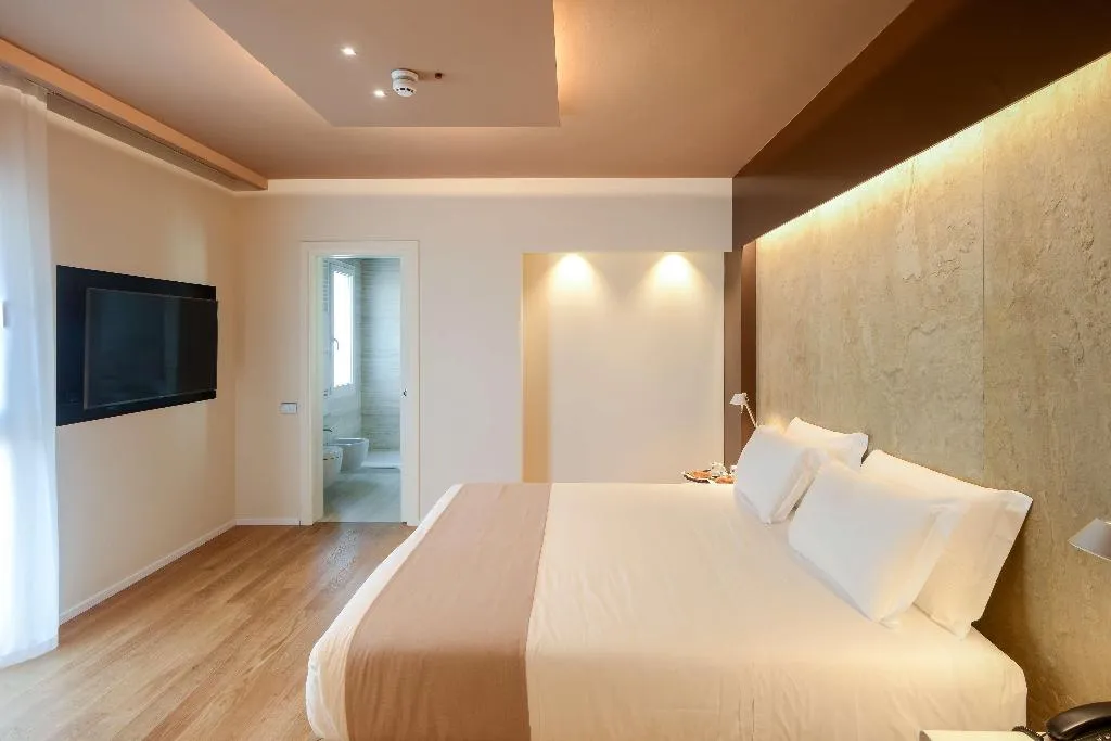 DOUBLE SUPERIOR QUEEN BED Room, Best Western Plus Hotel Bologna, Venice