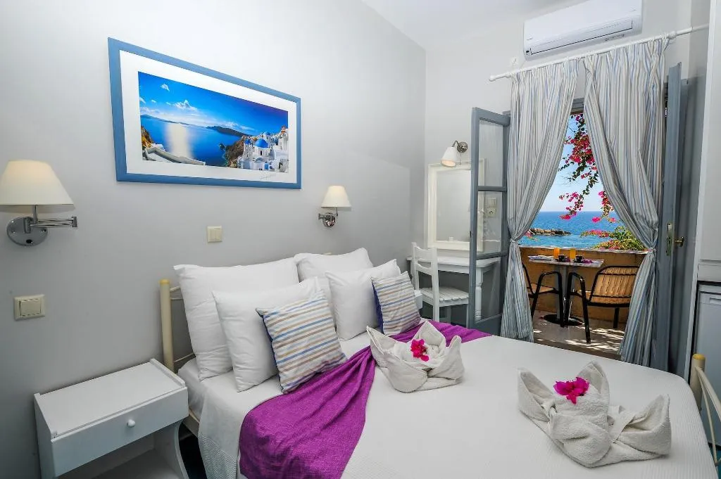 Room, Nostos Beach, Santorini