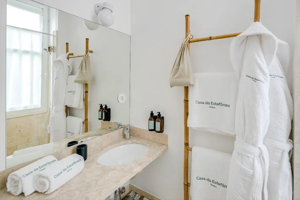 Double or Twin COMFORT Room, Casa da Estefanea, Lisbon