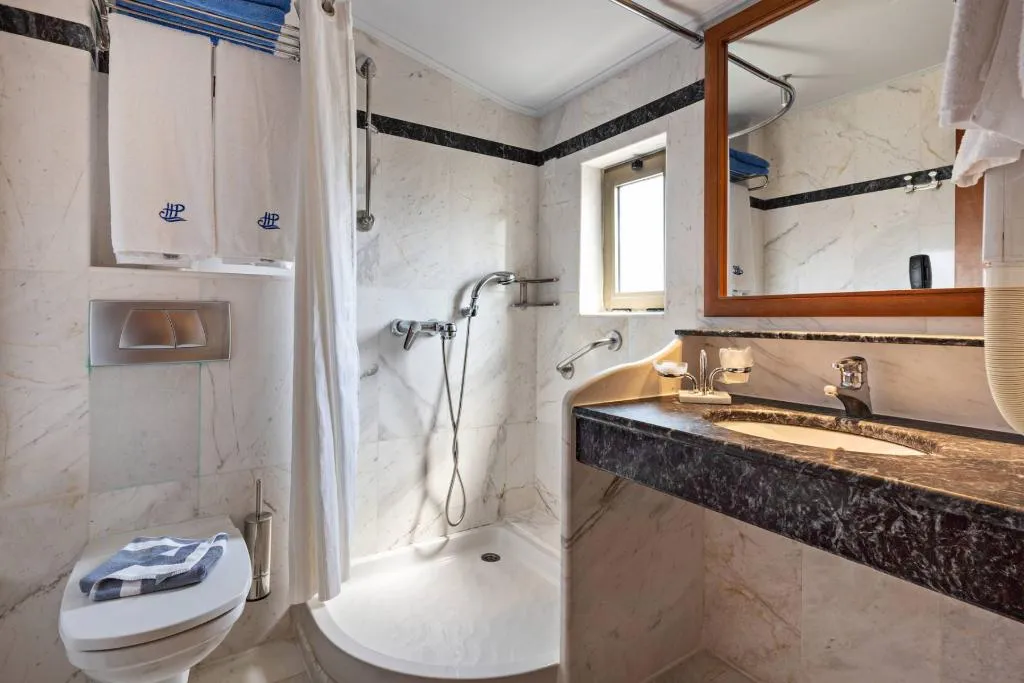 Room CAPACITY 4 Room, Hydramis Palace Beach Resort, Crete