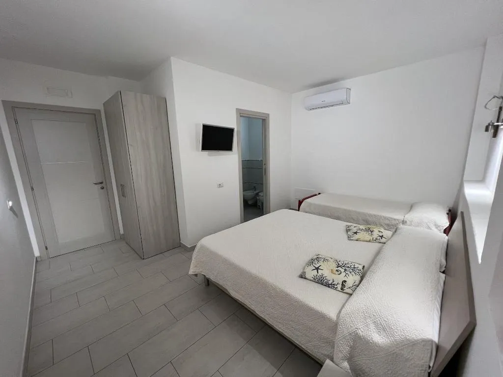 Room, Al Mare Da Francesca, Olbia