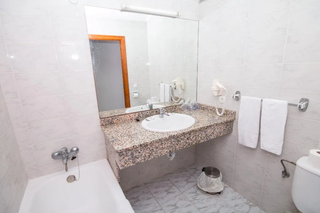 Double or Twin WITH TERRACE Room, Amic Can Pastilla, Majorca