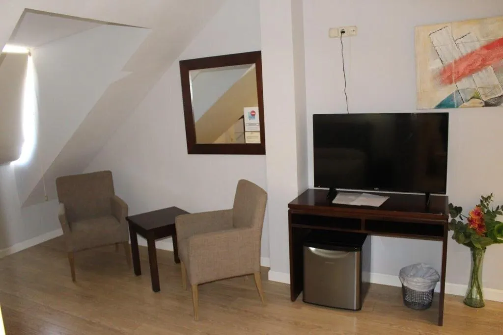 Room, Apartahotel Villa De Parla, Madrid