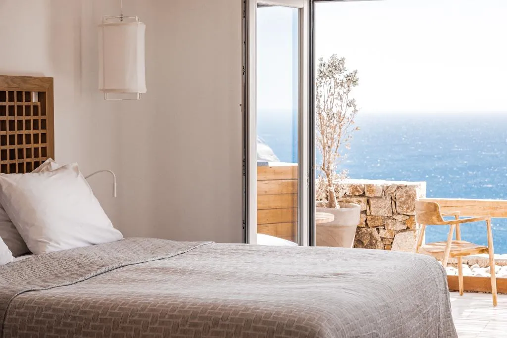 SUITE KING BED WITH JACUZZI Room, Alissachni Mykonos, Mykonos