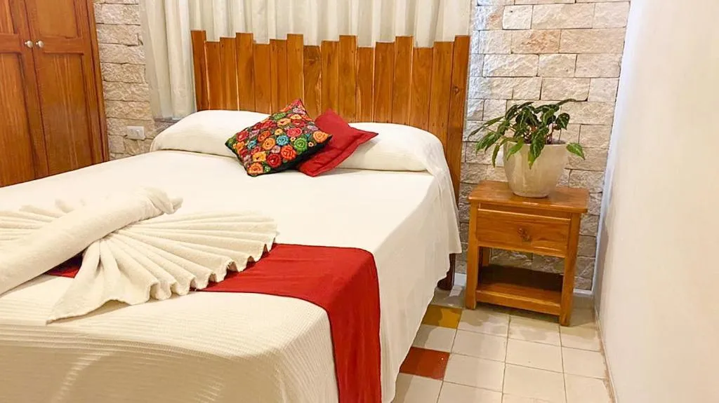 DOUBLE WITH DOUBLE BED Room, Casa Hipil, Cancun Area
