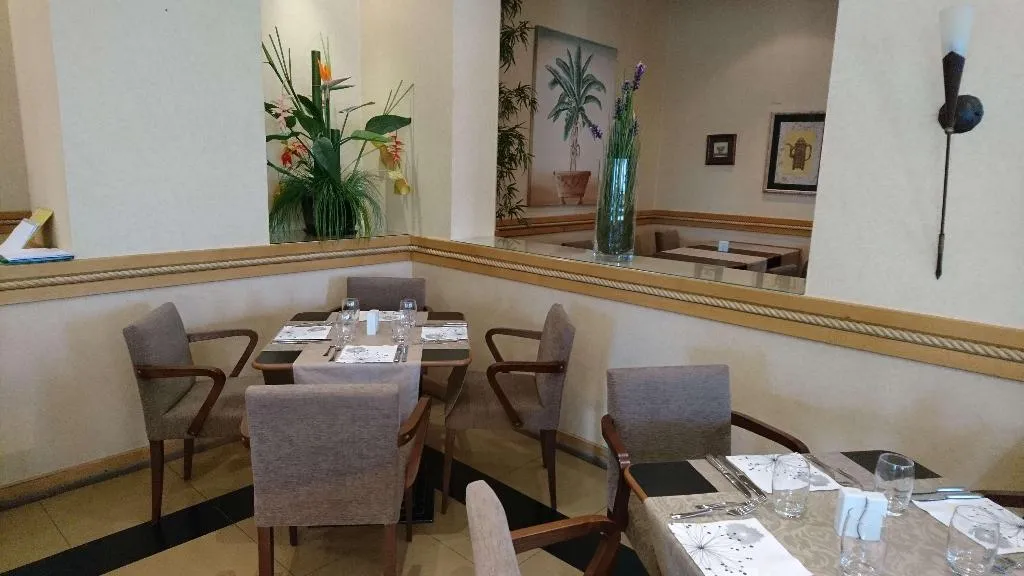 Restaurant, Riviera Hotel Carcavelos, Lisbon