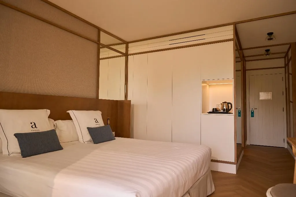 DOUBLE SINGLE USE PREMIUM Room, Almirante Hotel, Costa Blanca