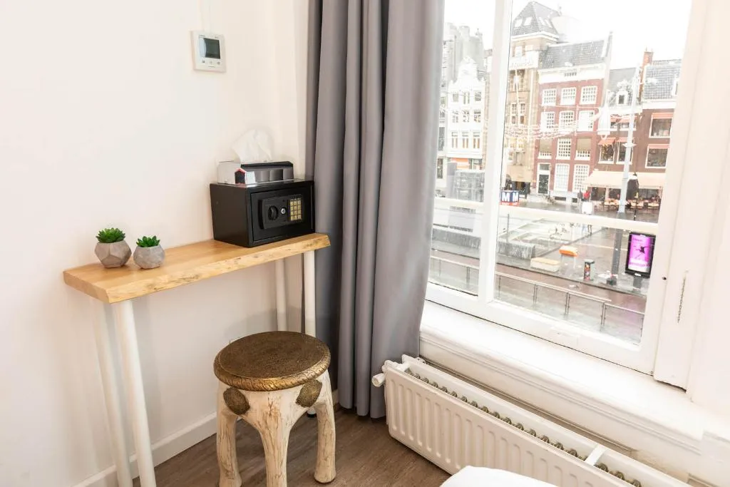 Room, Hotel Pagi, Amsterdam