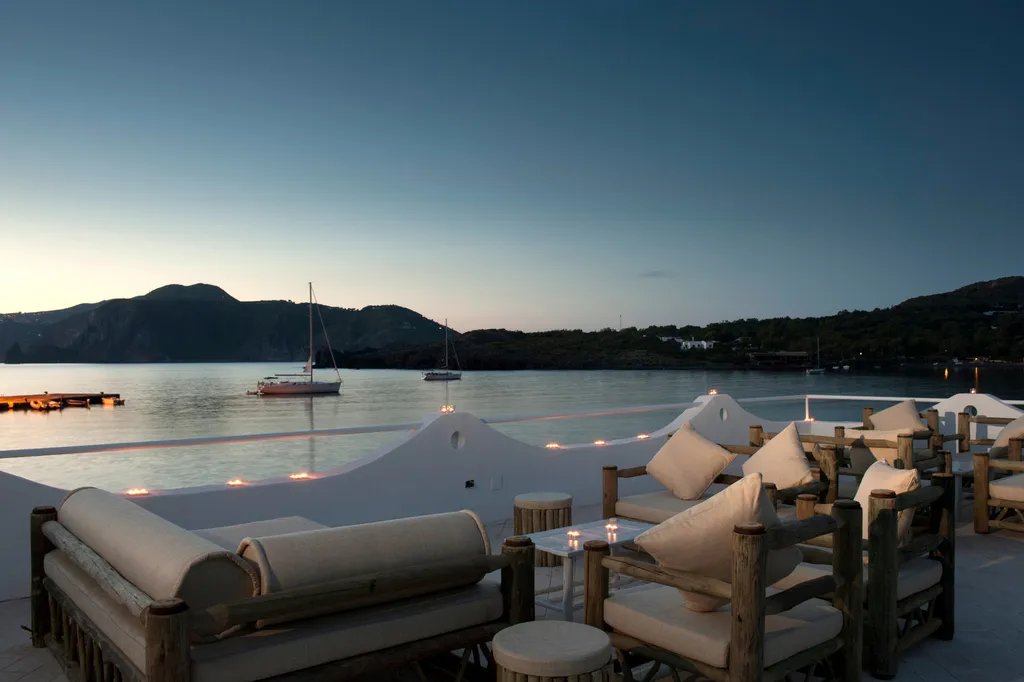 Terrace, Mari Del Sud Resort, Vulcano, Palermo