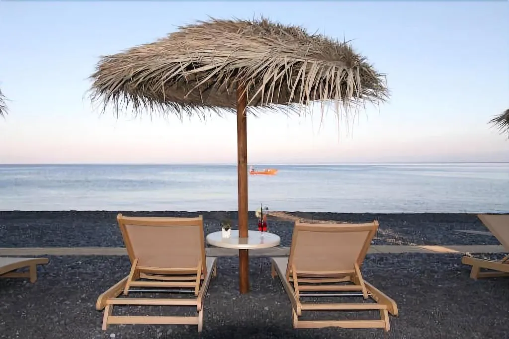 Beach, Makris Beach Hotel, Santorini