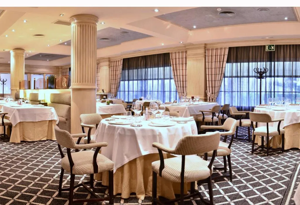 Restaurant, Beatriz Toledo Auditorium & Spa, Madrid
