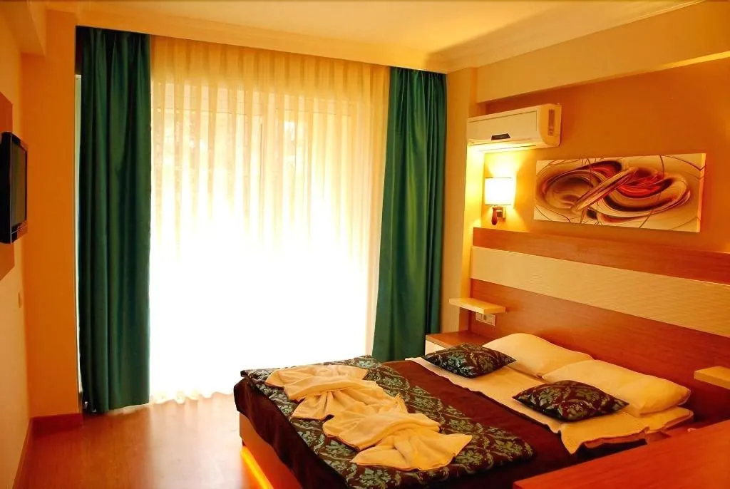Room, Flora Suites, Izmir