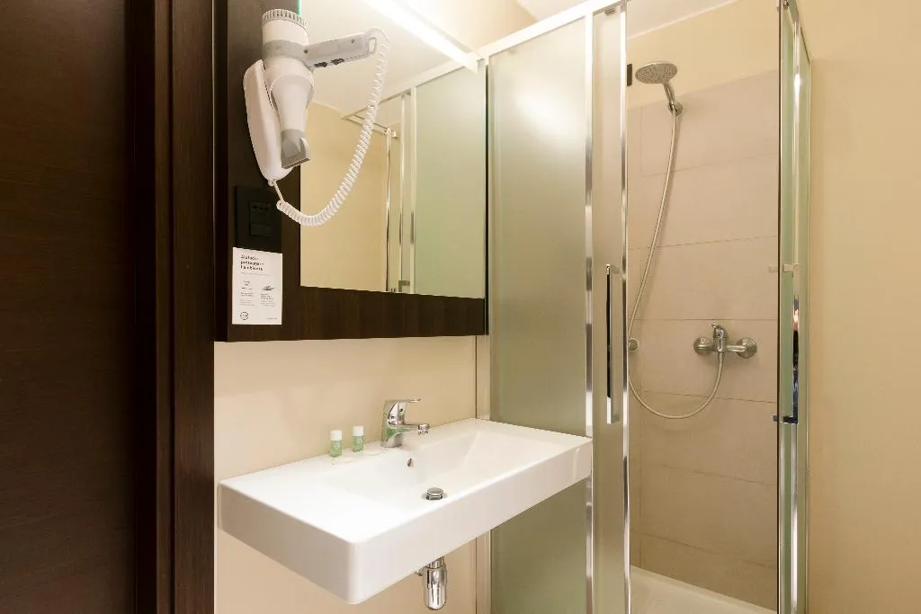 DOUBLE SUPERIOR Room, B&B Hotel Milano San Siro, Milan