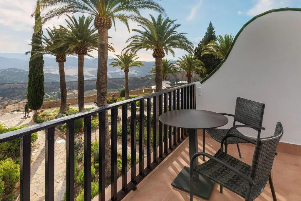 DOUBLE SUPERIOR Room, Catalonia Reina Victoria Hotel, Costa Del Sol