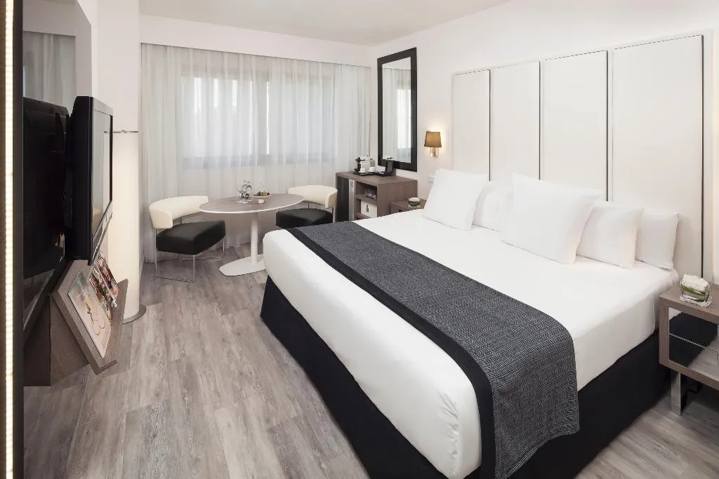 Room, Melia Lebreros, Seville