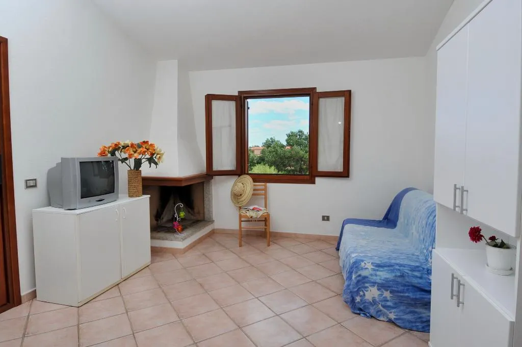 APARTMENT CAPACITY 4 Room, Complessi Residenziali Le Canne e Le Canne Mare, Olbia