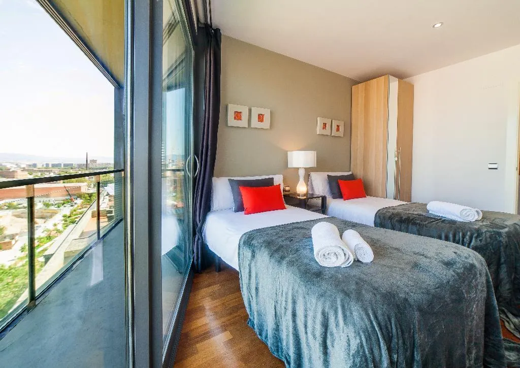 APARTMENT CAPACITY 5 Room, Victoria Diagonal Mar, Barcelona