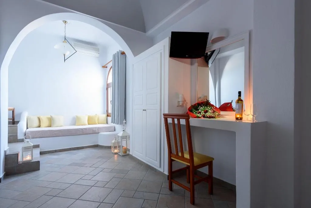 Room, Anamnesis Spa Luxury Apartments, Santorini