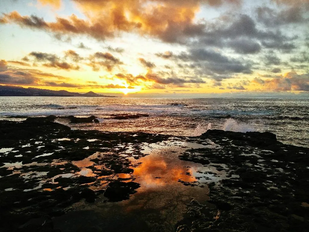 Sports and Entertainment, Brisamar Canteras, Gran Canaria