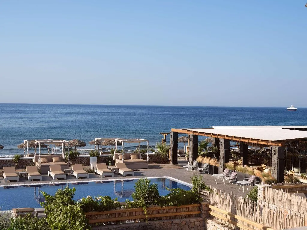Pool, Sea Breeze Santorini Beach Resort, Curio Collectio, Santorini