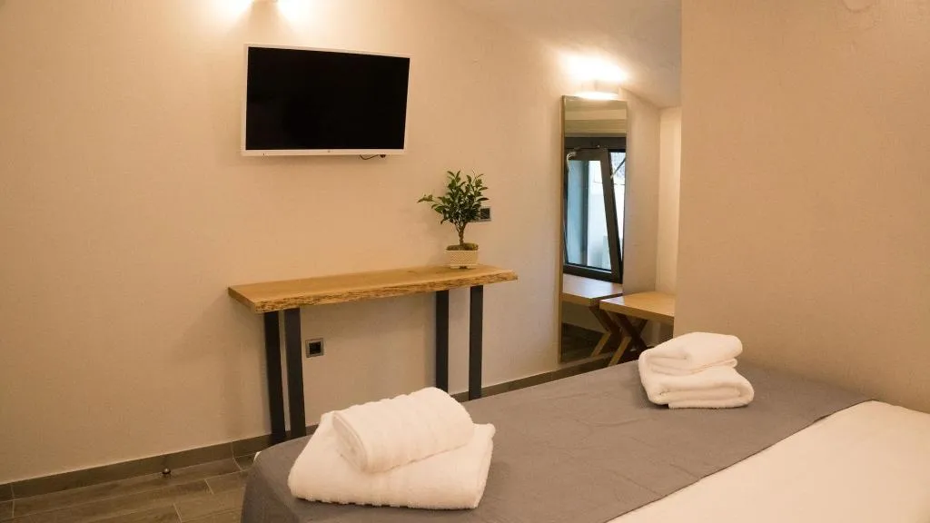 Room, Costa Domus Blue Luxury Apartments, Thessaloniki
