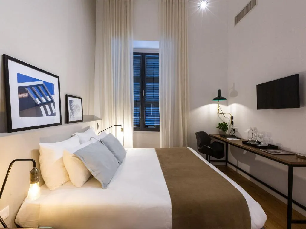 Room, Merchant Suites, Malta