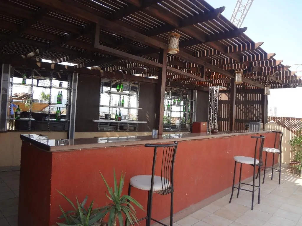 Bar, Swiss Inn Nile, Cairo
