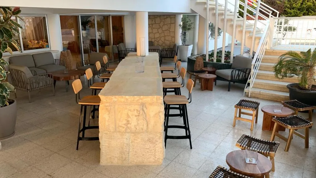 Terrace, Vrachia Beach Hotel & Suites - Adults Only, Cyprus