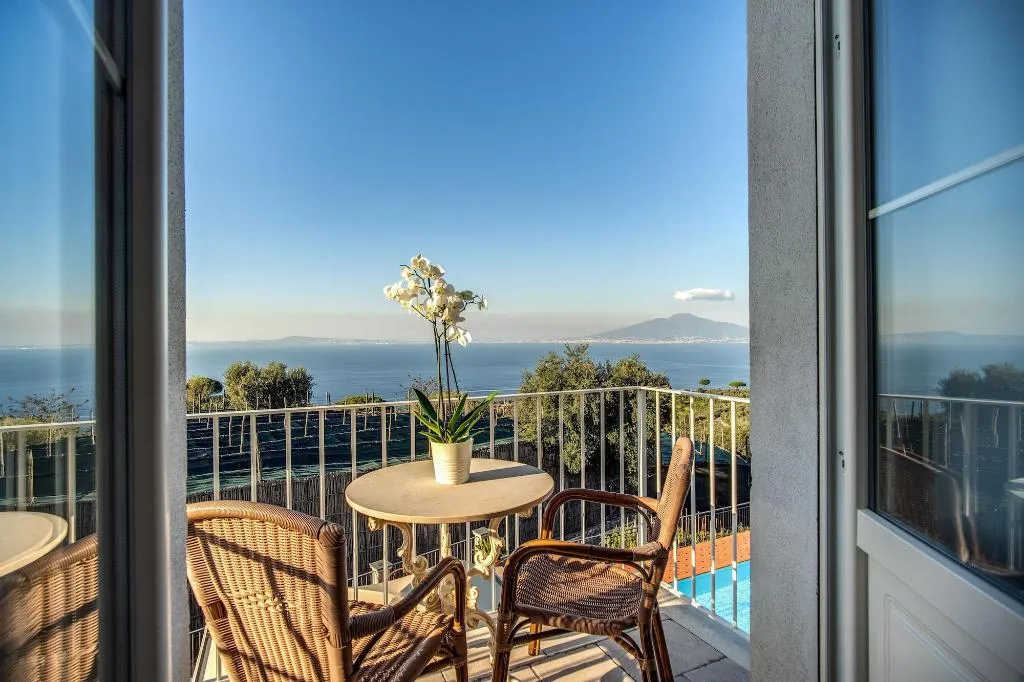 Room, Relais Palazzo del Barone - Adults Only, Naples