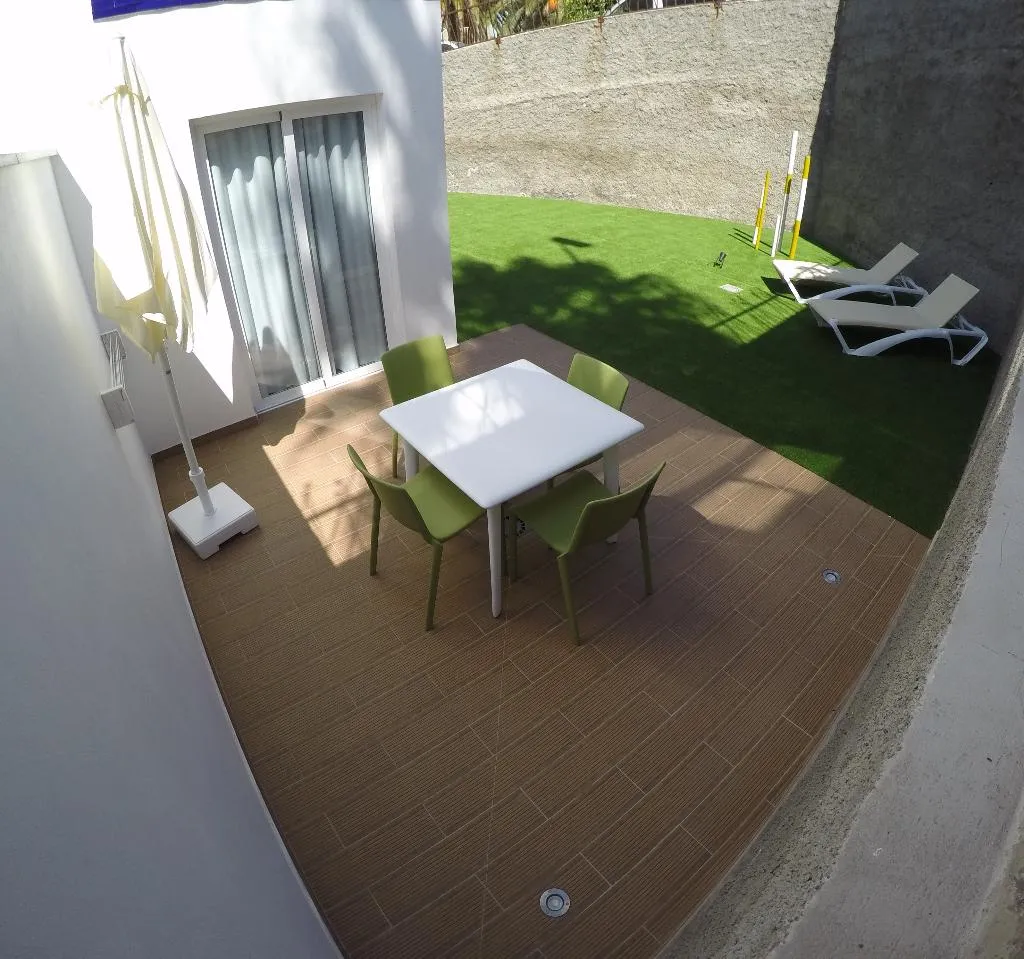 APARTMENT WITH TERRACE Room, The Blue Corner, Tenerife