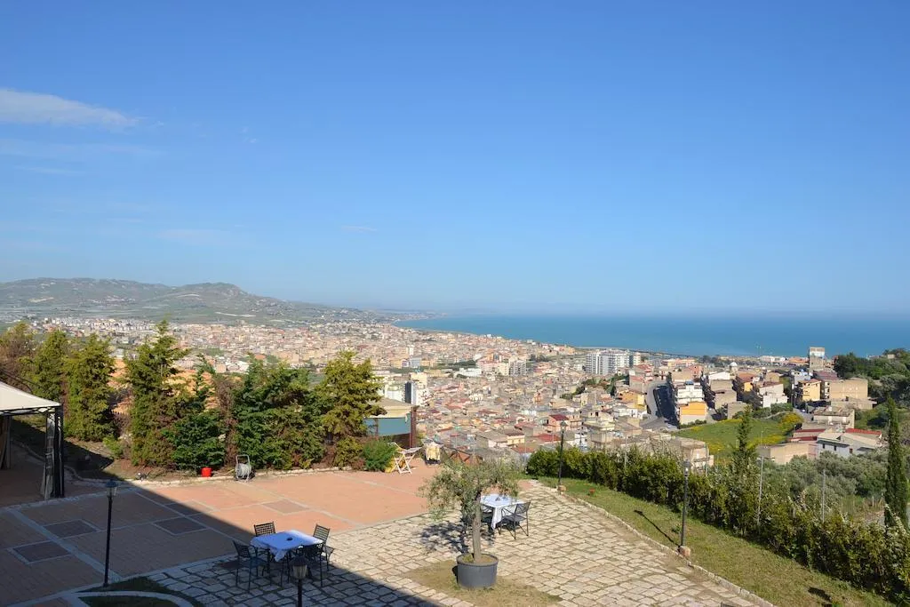 General view, Villa Giuliana Relais, Catania