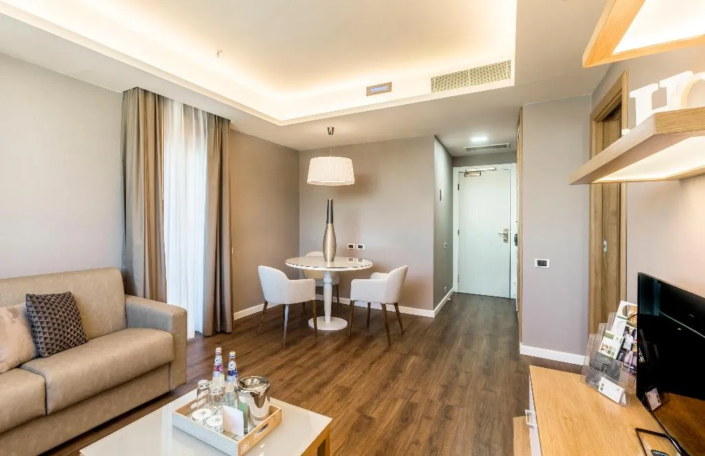 SUITE ONE BEDROOM Room, Holiday Inn Naples, Naples