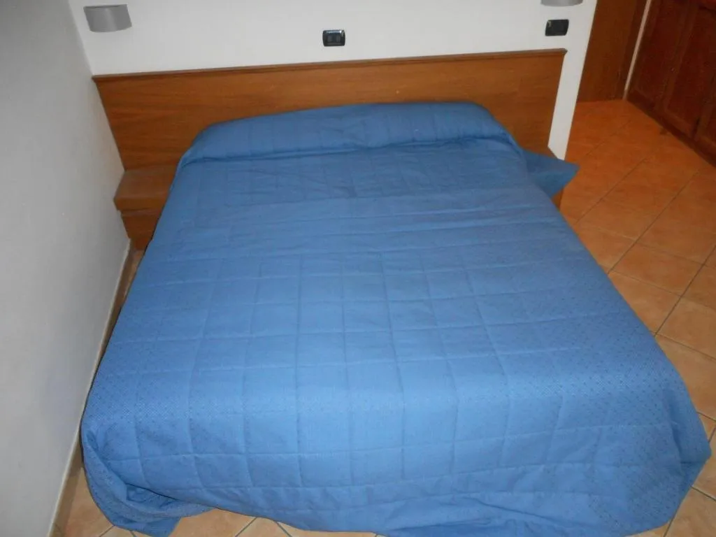 Room, Casalpina Don Barra, Milan