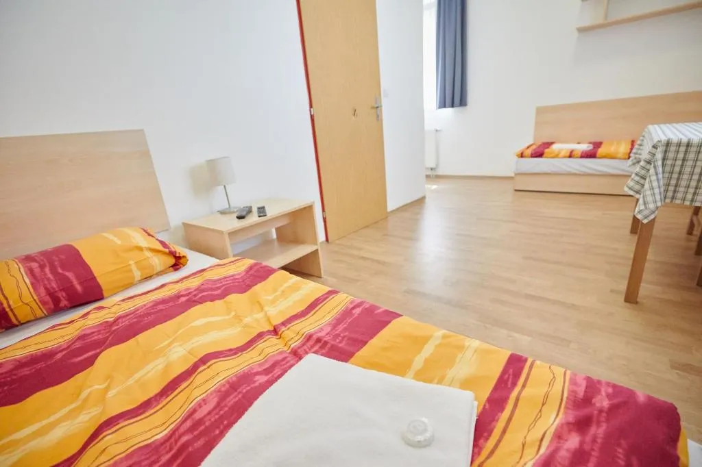 Room, University Hotel, Prague