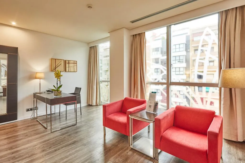 JUNIOR SUITE CAPACITY 1 Room, Silken Puerta Valencia, Valencia
