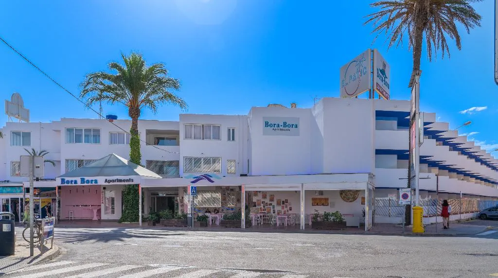 Beach, Bora Bora Apartamentos - Adults Only, Ibiza