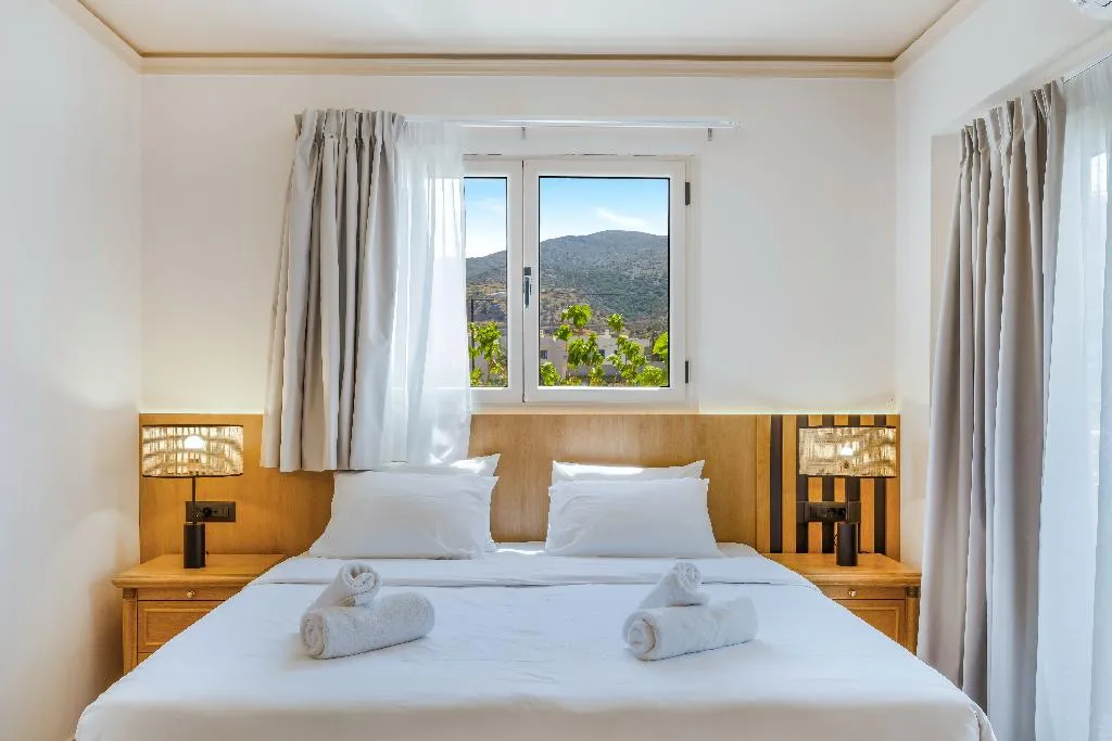 APARTMENT THREE BEDROOMS Room, Socrates Hotel Malia, Crete