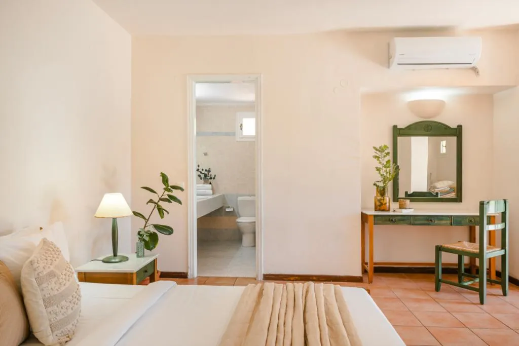 DOUBLE GARDEN VIEW Room, Century Resort, Corfu