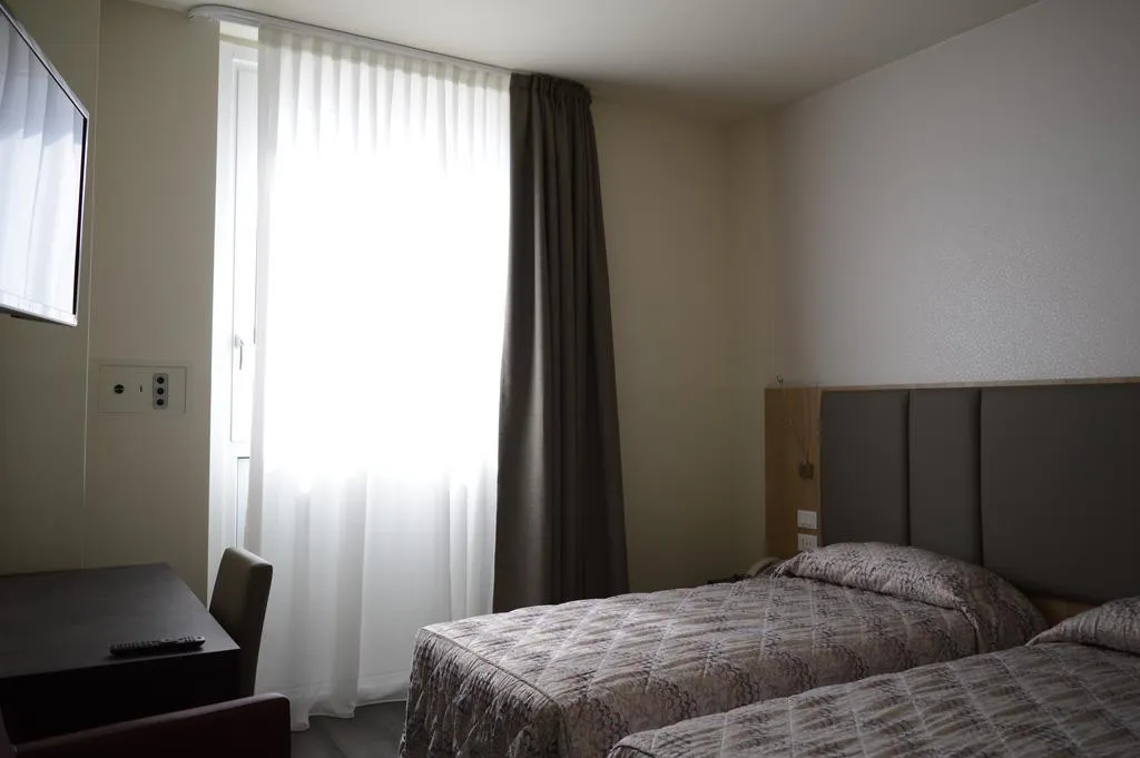 TRIPLE SUPERIOR Room, Alexander, Venice