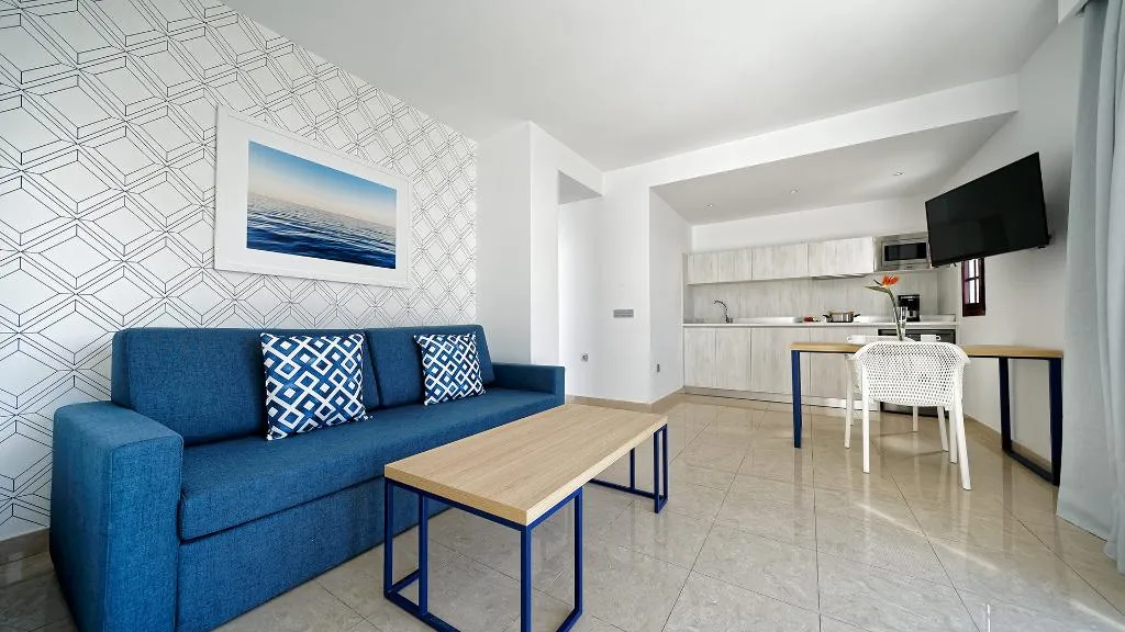 APARTMENT WITH TERRACE Room, Broncemar Beach, Fuerteventura