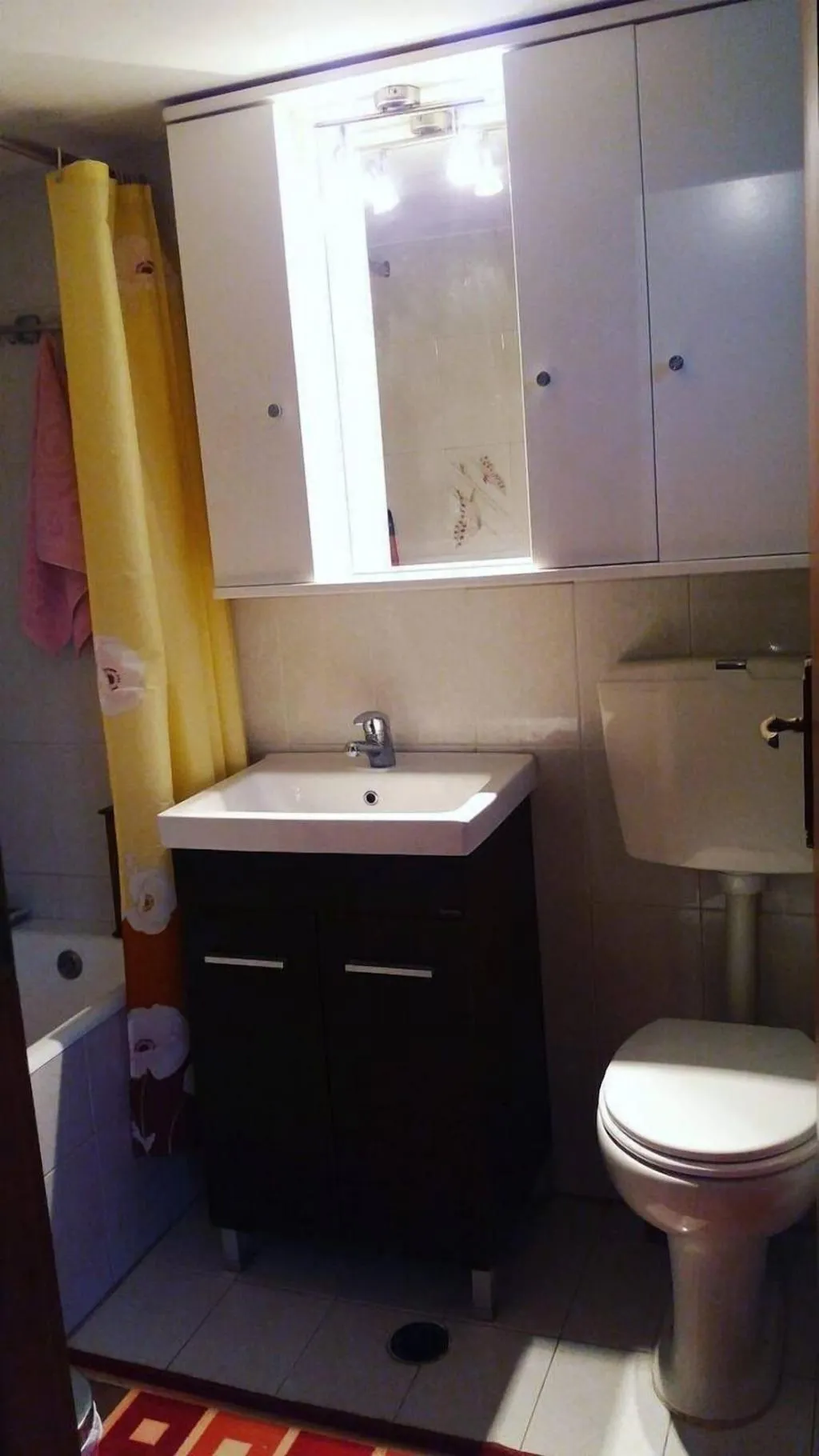 Room, Windy Place, Crete