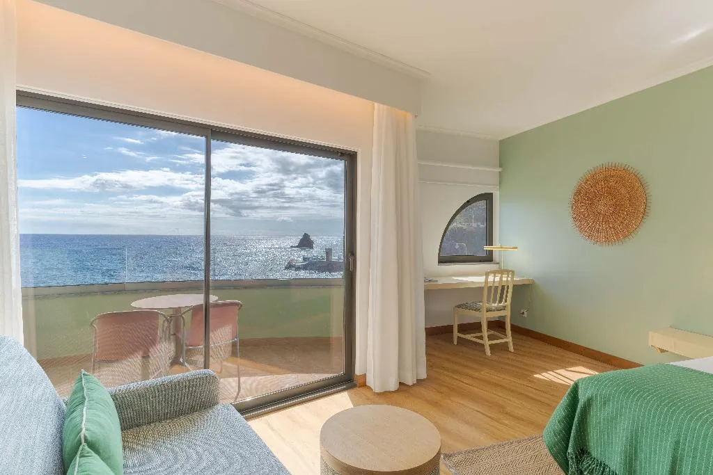 SINGLE SEA VIEW Room, Pestana Vila Lido Madeira, Madeira
