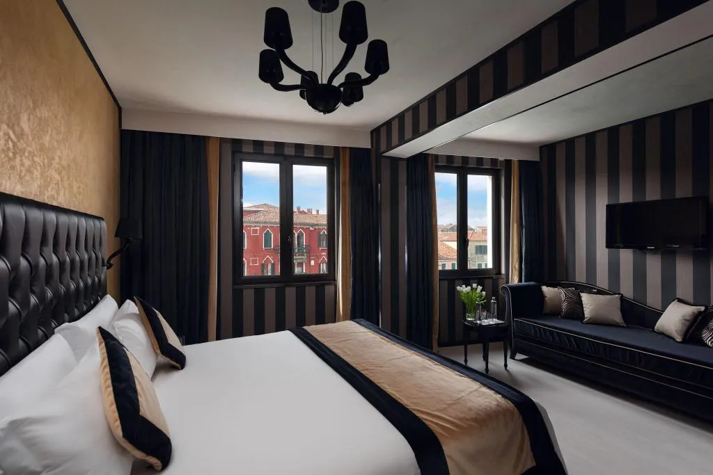 Room, Carnival Palace, Venice