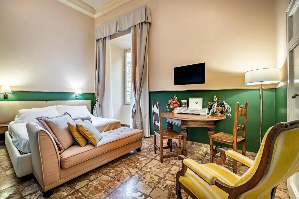 Room, Cerretani Palace Luxury B&B, Florence