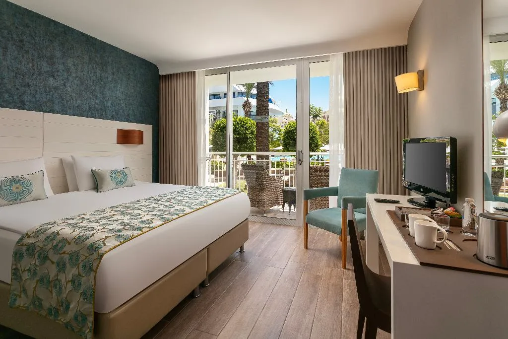 FAMILY ROOM ANNEX Room, Titanic Deluxe Lara, Antalya