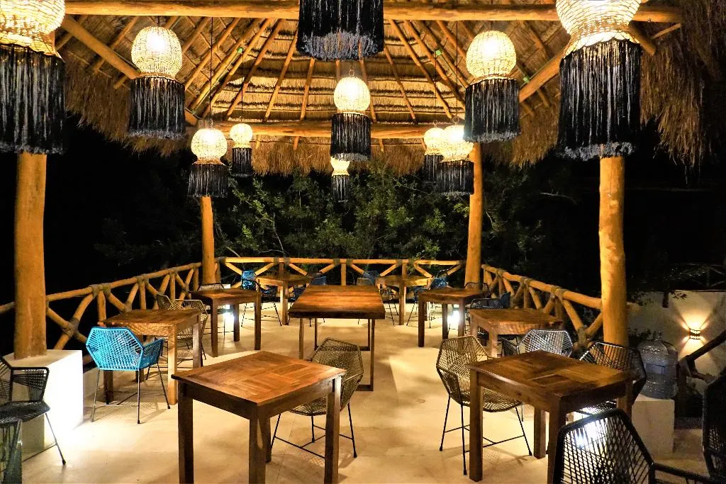 Restaurant, La Puerta Azul Beachfront - Adults Only, Cancun Area