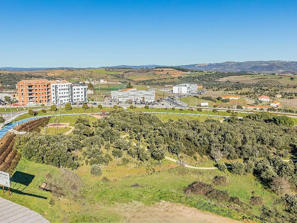 Sports and Entertainment, Ibis Braganca, Porto