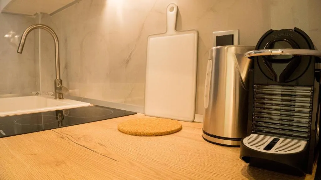 Room, Costa Domus Blue Luxury Apartments, Thessaloniki